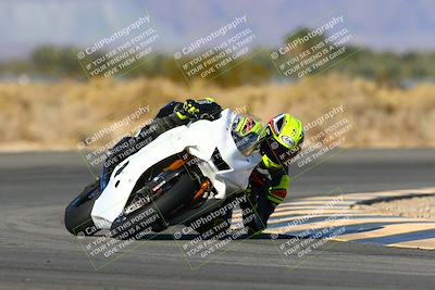 media/Jan-09-2022-SoCal Trackdays (Sun) [[2b1fec8404]]/Turn 16 (11am)/